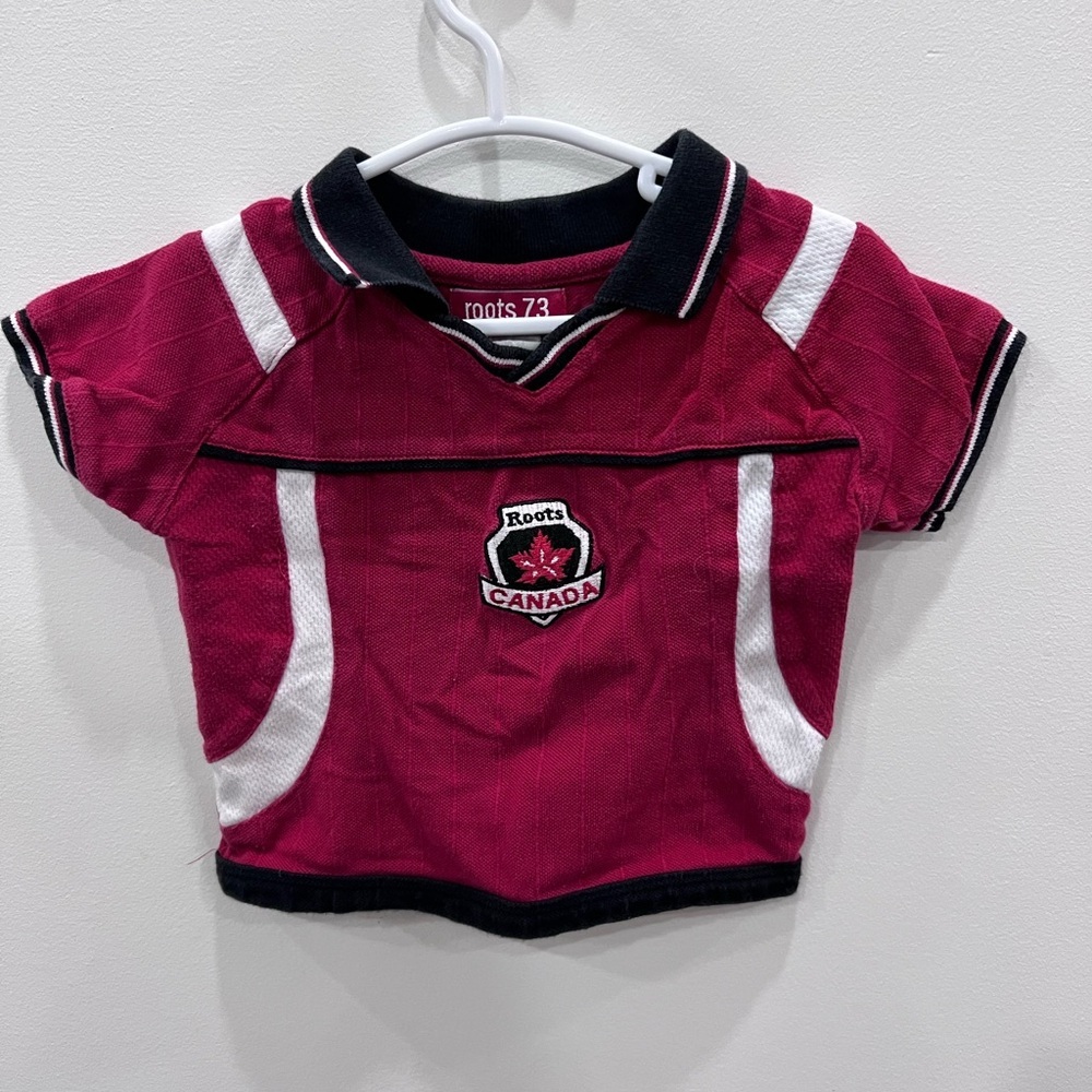 ❤️4/$20 Vintage Roots Kids Red Canada Jersey